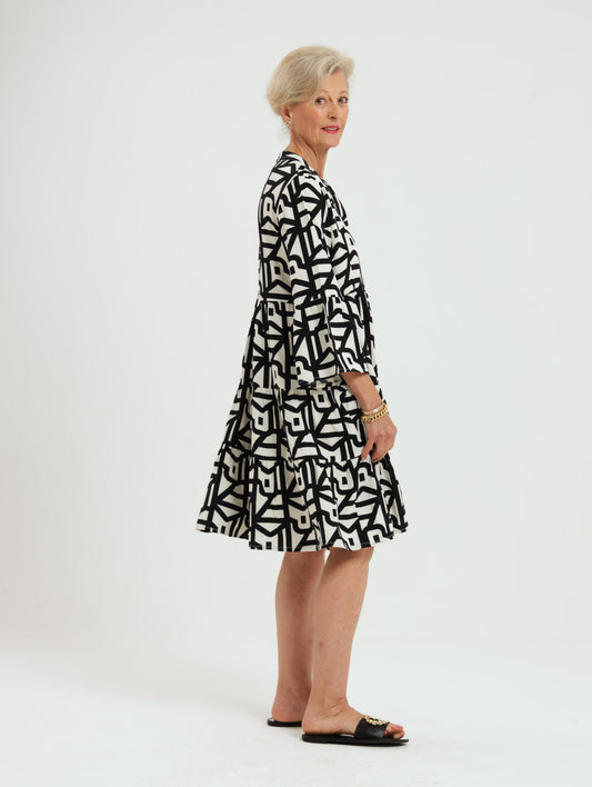 Dandelion Dress- Black