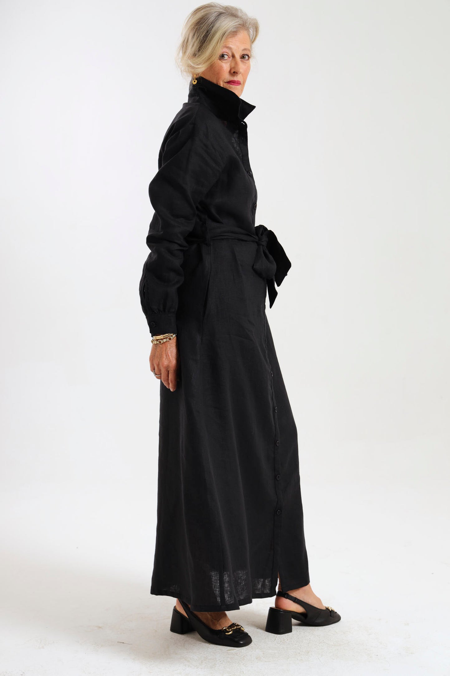 Winter Shirt-Waister: Black