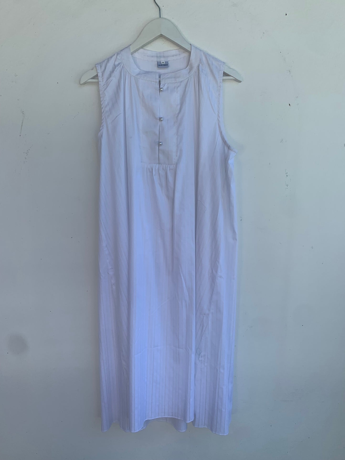 Nerine Nighty: White