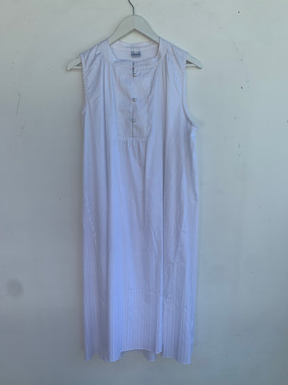 Nerine Nighty: White