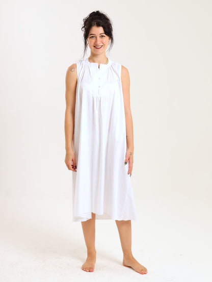 Nerine Nighty: White