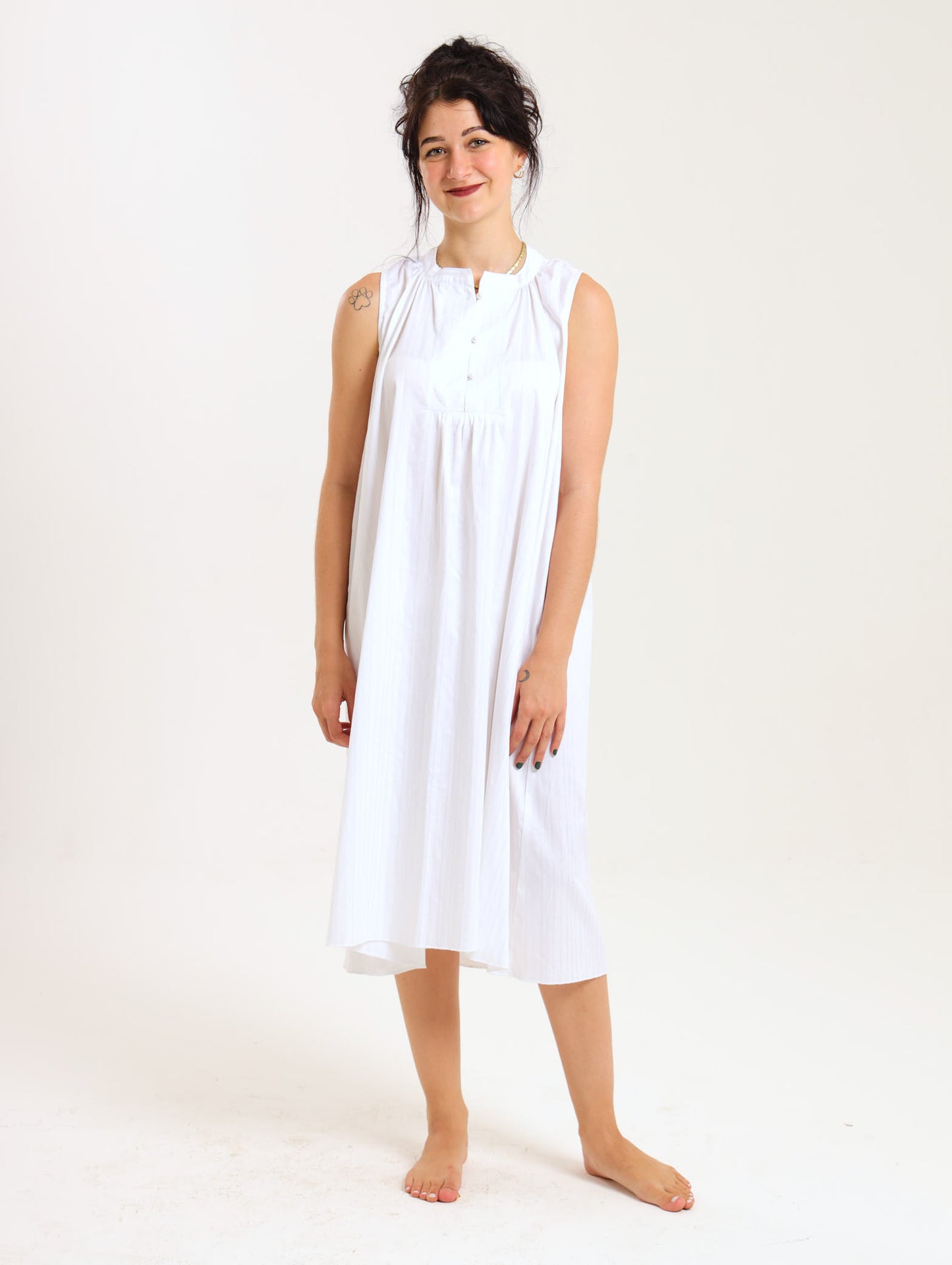 Nerine Nighty: White