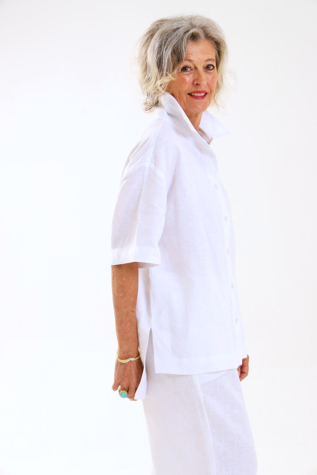 Classic Shirt (short)- White