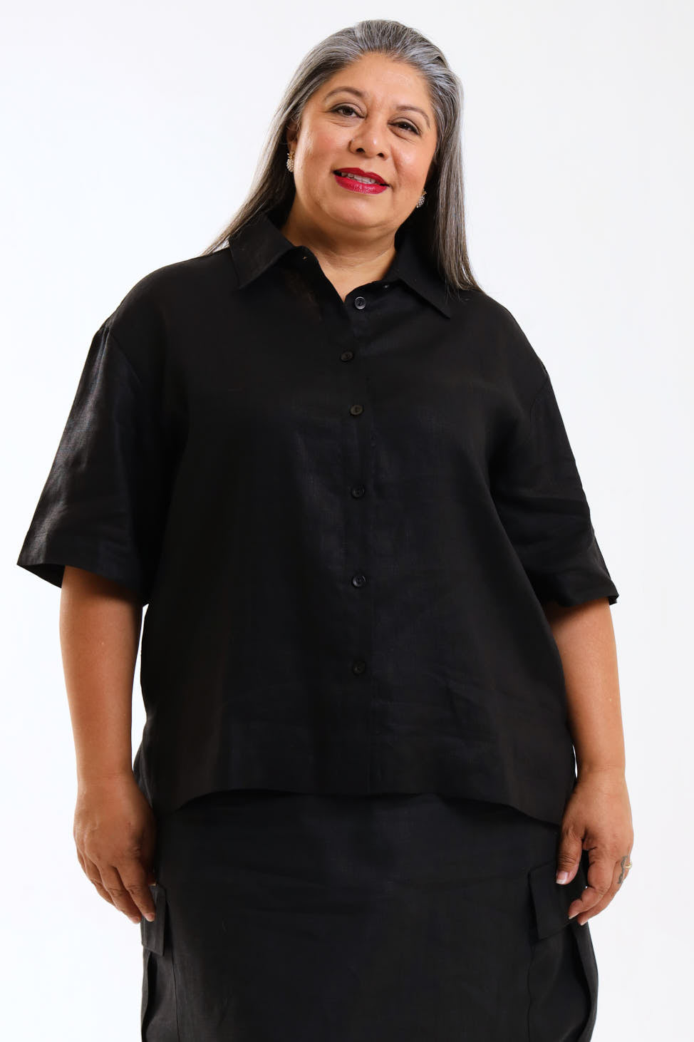 Classic Shirt (short)- Black